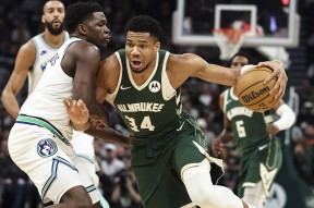 芒果体育上海申花赛前完成体检密尔沃基雄鹿强势反弹备战NBA常规赛，今夜塞维利亚调整名单以备欧篮联直接炸裂的简单介绍
