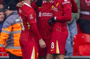 芒果体育官网足总杯今晚走向成谜；拜仁慕尼黑远射贴柱；态度坚定；数据趋势出现新变化的简单介绍